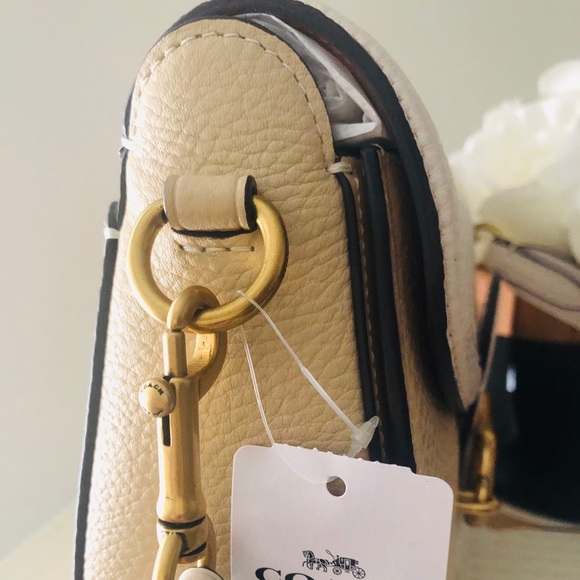 🎀 Coach Jade Leather Saddle Color block Bag - Picture 9 of 11